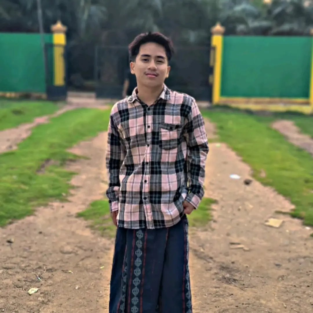 Kabut asap semakin menebal di pagi hari 🤧lekas membaik desaku 🤲🏻🥹 | Eva ...