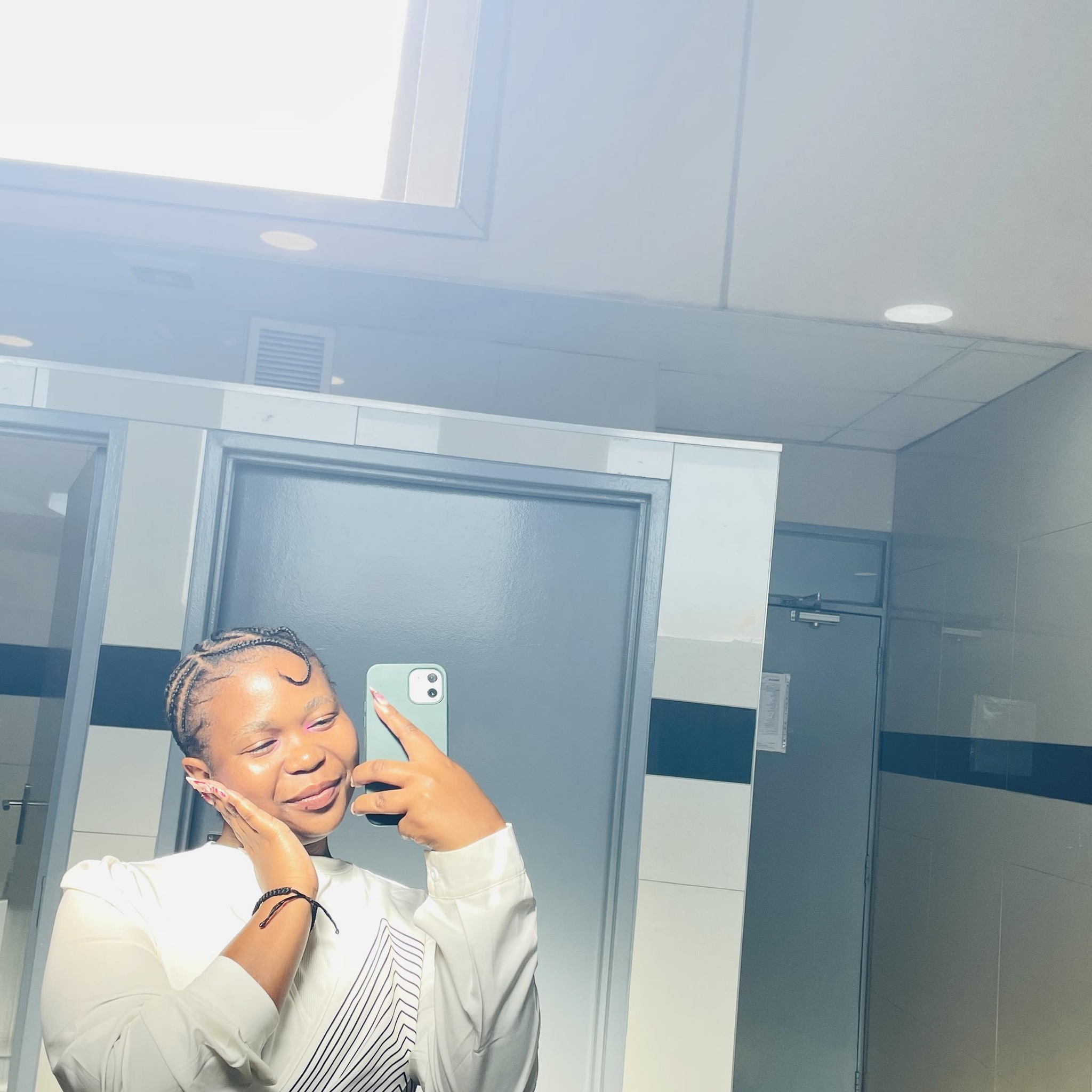 Nonny Mkhonza
