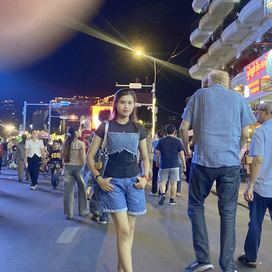 Happy Chinese New Year ☺️ សុំកូនប្រសារអោយពុកម៉ែមួយ🥰 | Rom Sokry | Facebook