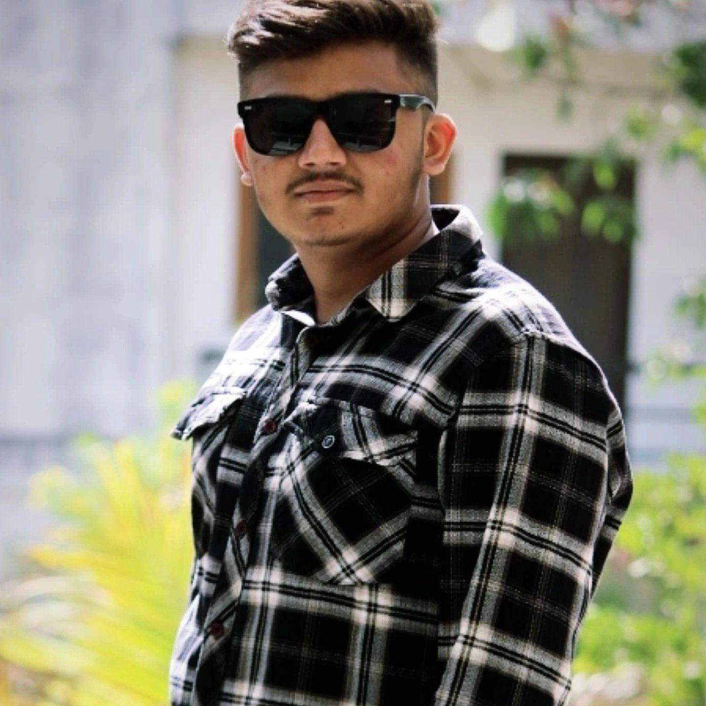 Kenil Limbachiya