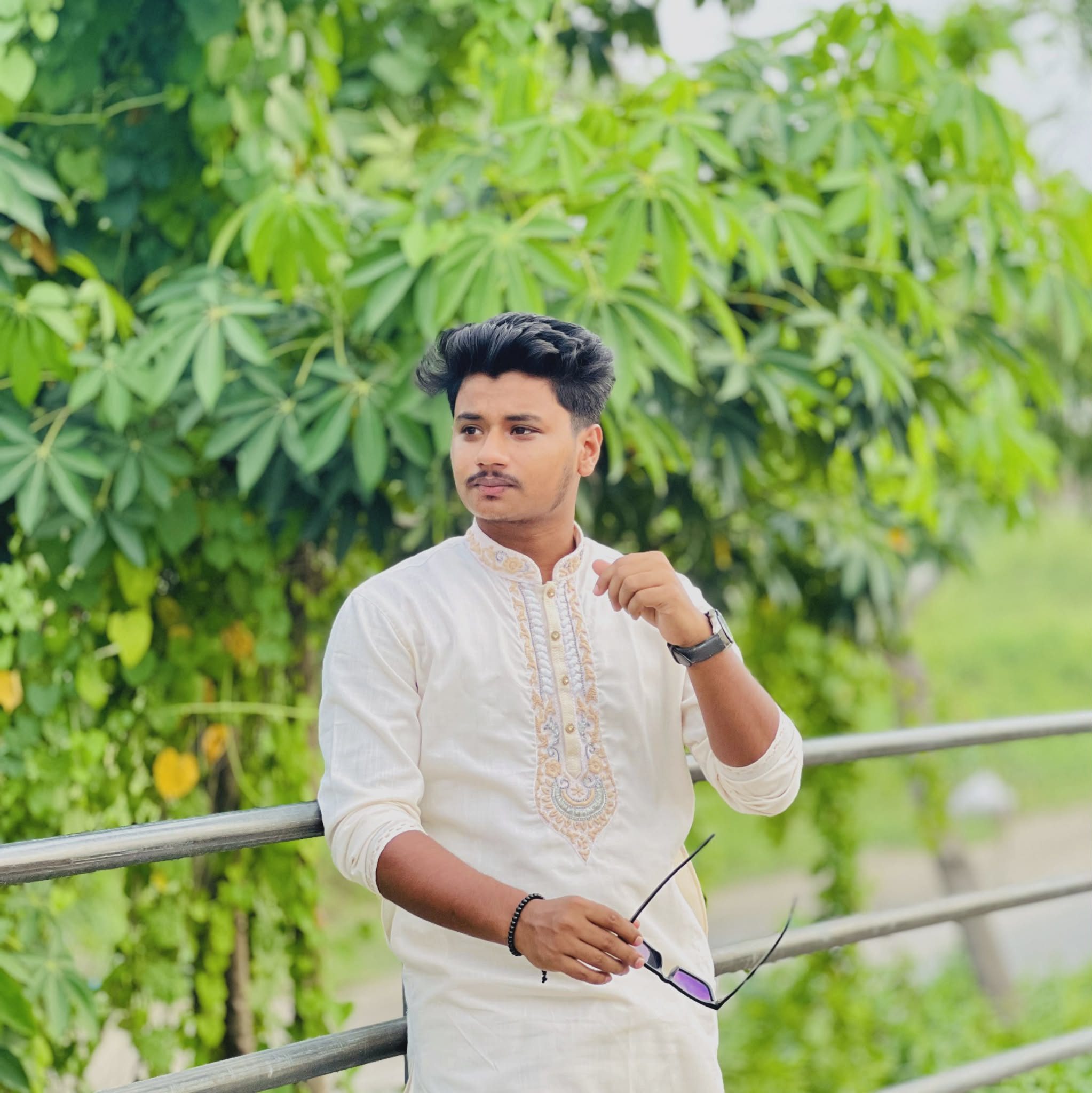 Bortomane onek takar malik lagle janaben 😎😎#viralvideos #foryou | Rafi ...
