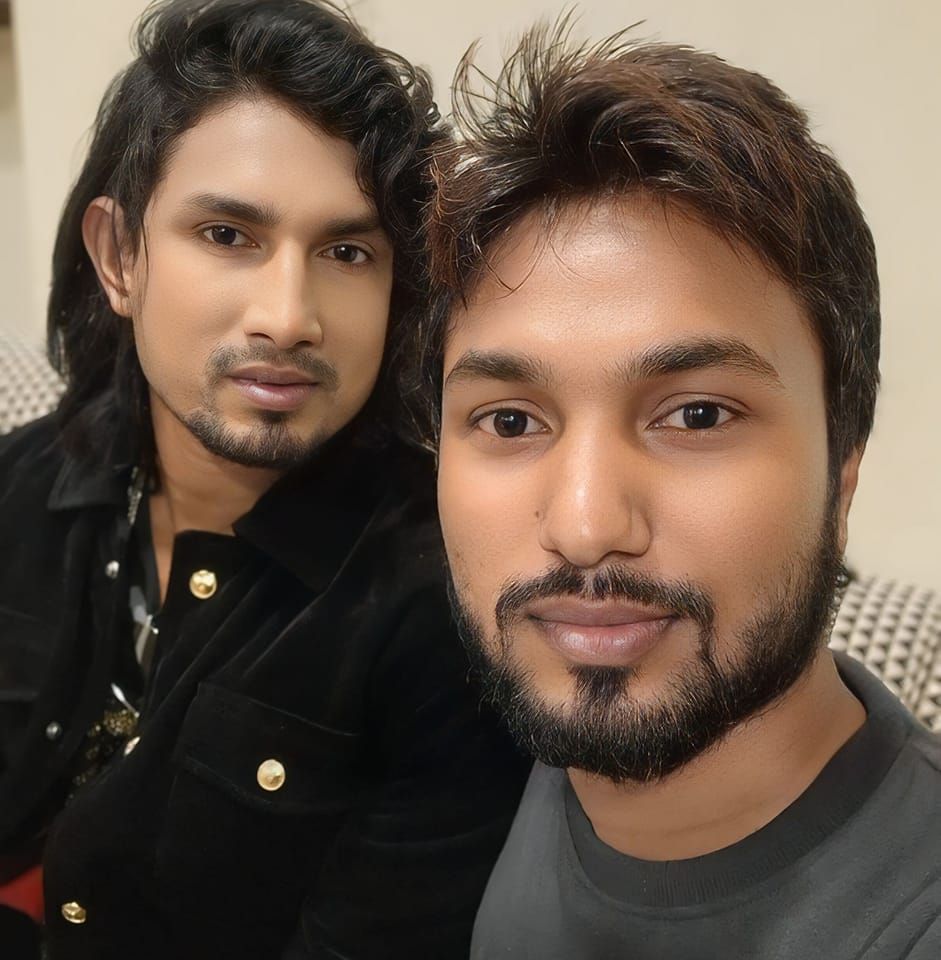 Singer Manoj Manohar