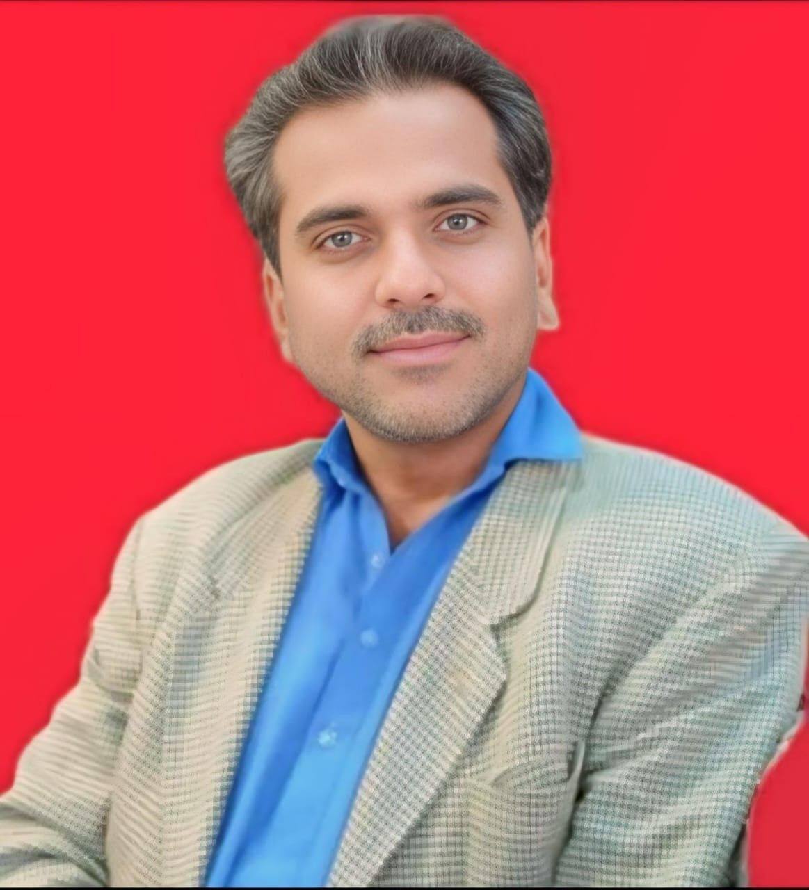 صرف اهڙا گڏا ڪرپشن ڪرڻ لاء آيا آهن ۔تعليم کاتي جو ٽي او فيميل معراج ...