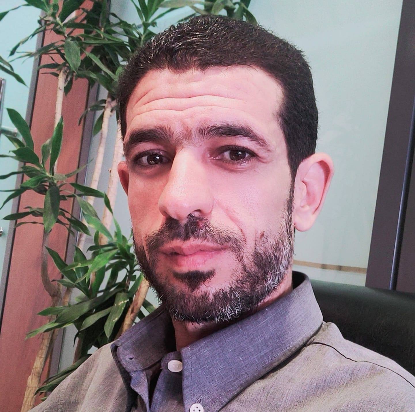 تاج للإلكترونيات | السلام عليكم ممكن اعرف الجهاز ده سعره كام الغزال ...