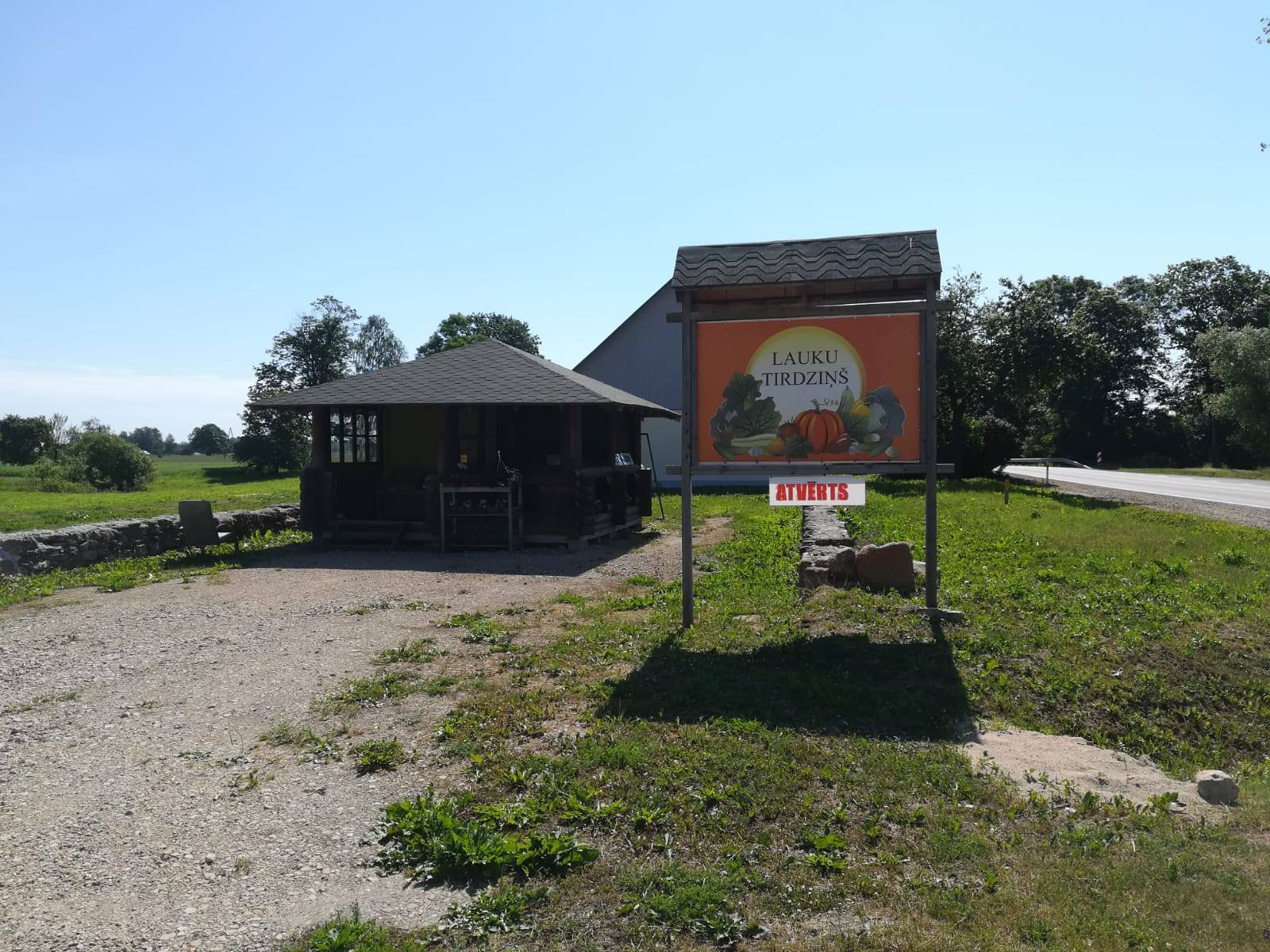 Lauku labumu tirdziņš