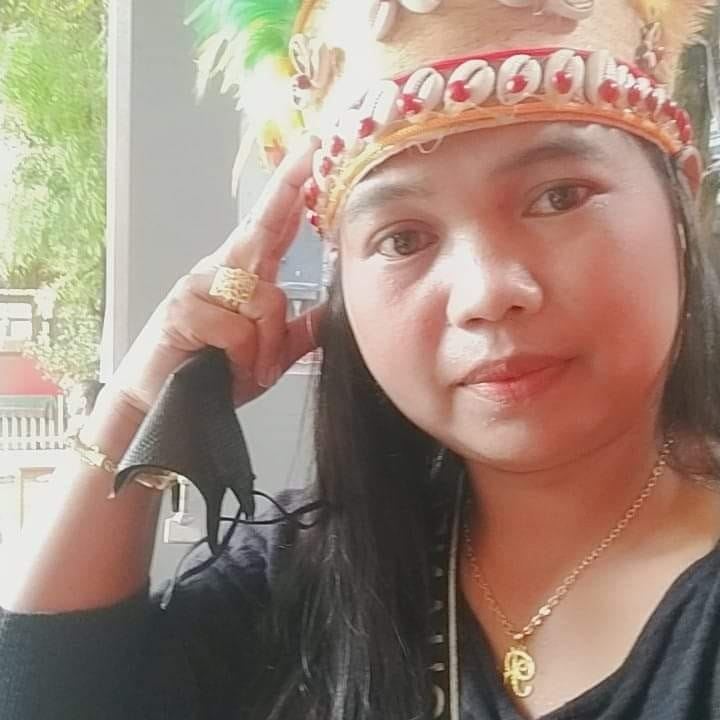 Meja pemotongan ikan 🐟 #penjualikan #pemotongikan #ikan #segar # ...