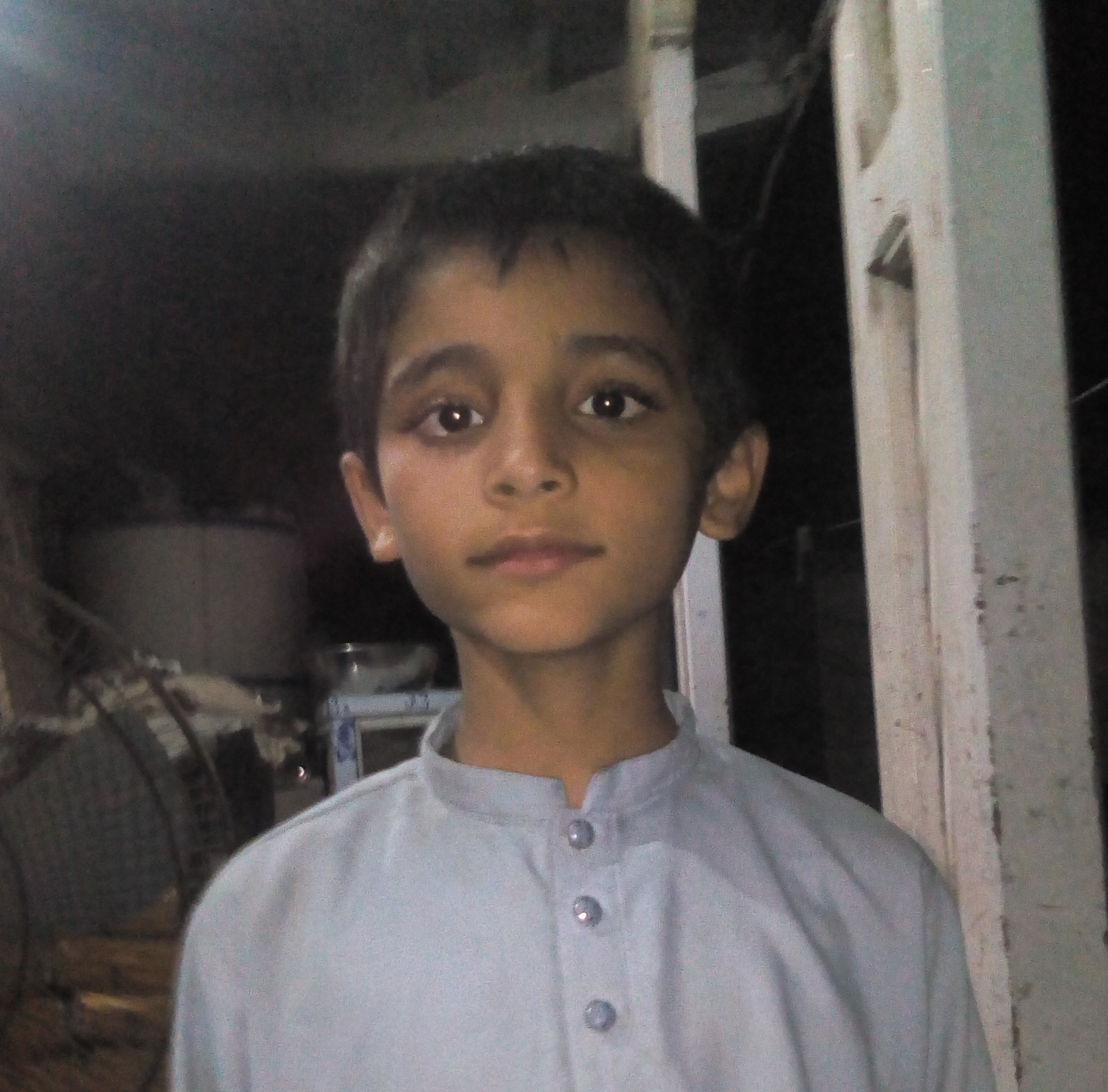 Ye Kya dikha rhi hu hmen hum shreef aadmi hen #kalabrand #kala #itskal ...