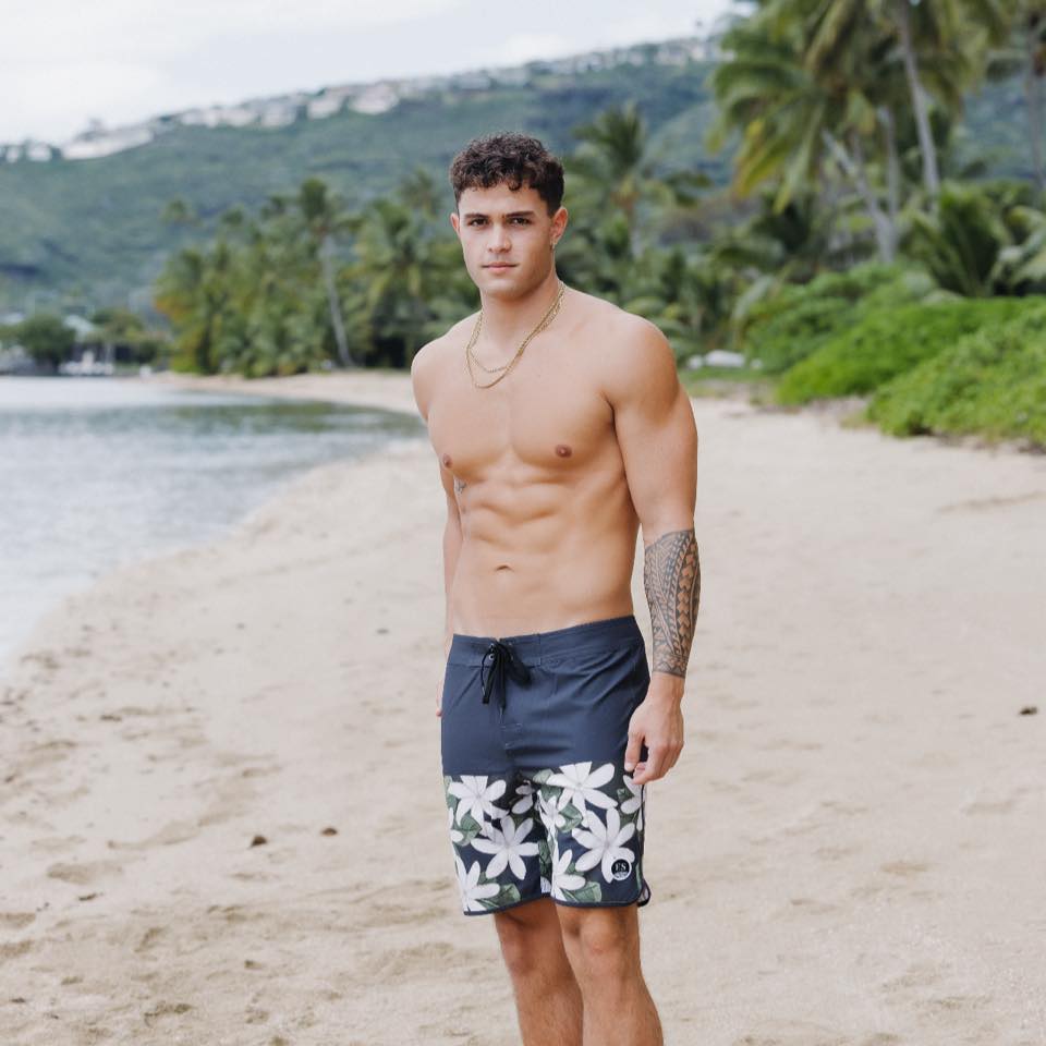 bts-of-the-swimwear-shoot-for-mister-usa-mrusa-hawaii-model