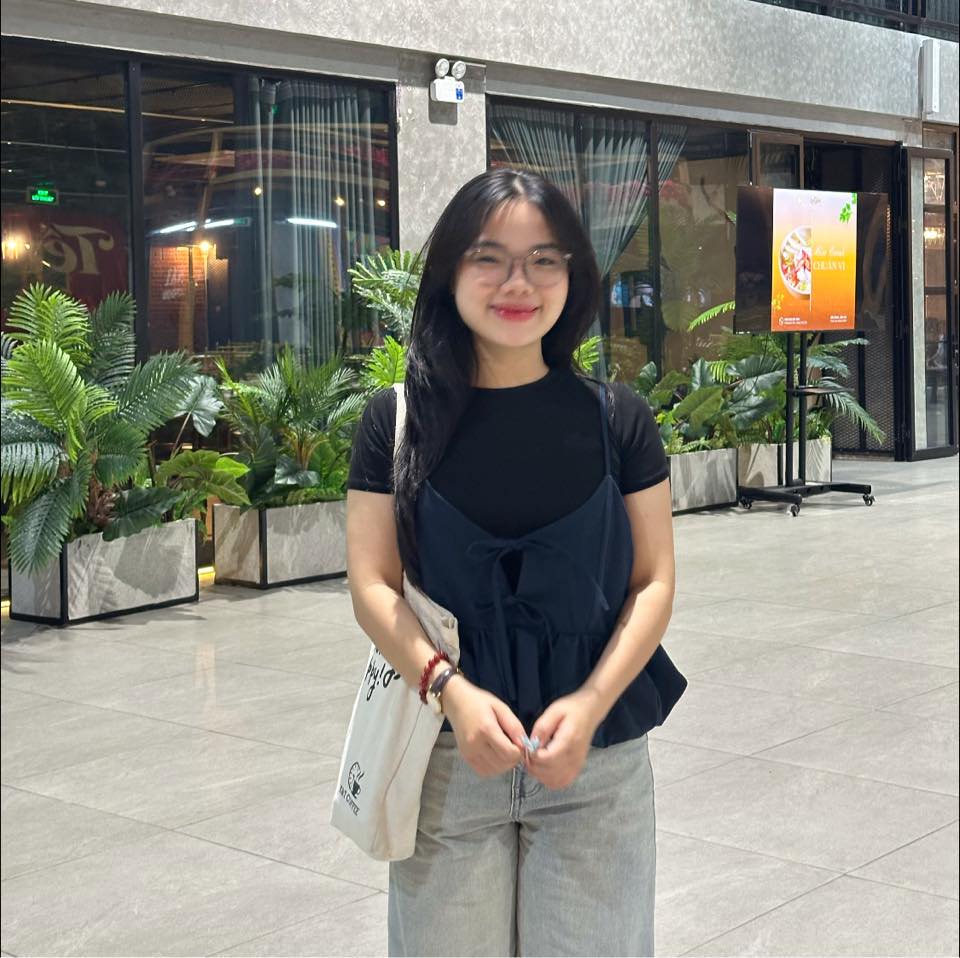 Nguyen Viet - Re viu con đường Chị Gà Máp chỉ đường tắt.... | Facebook