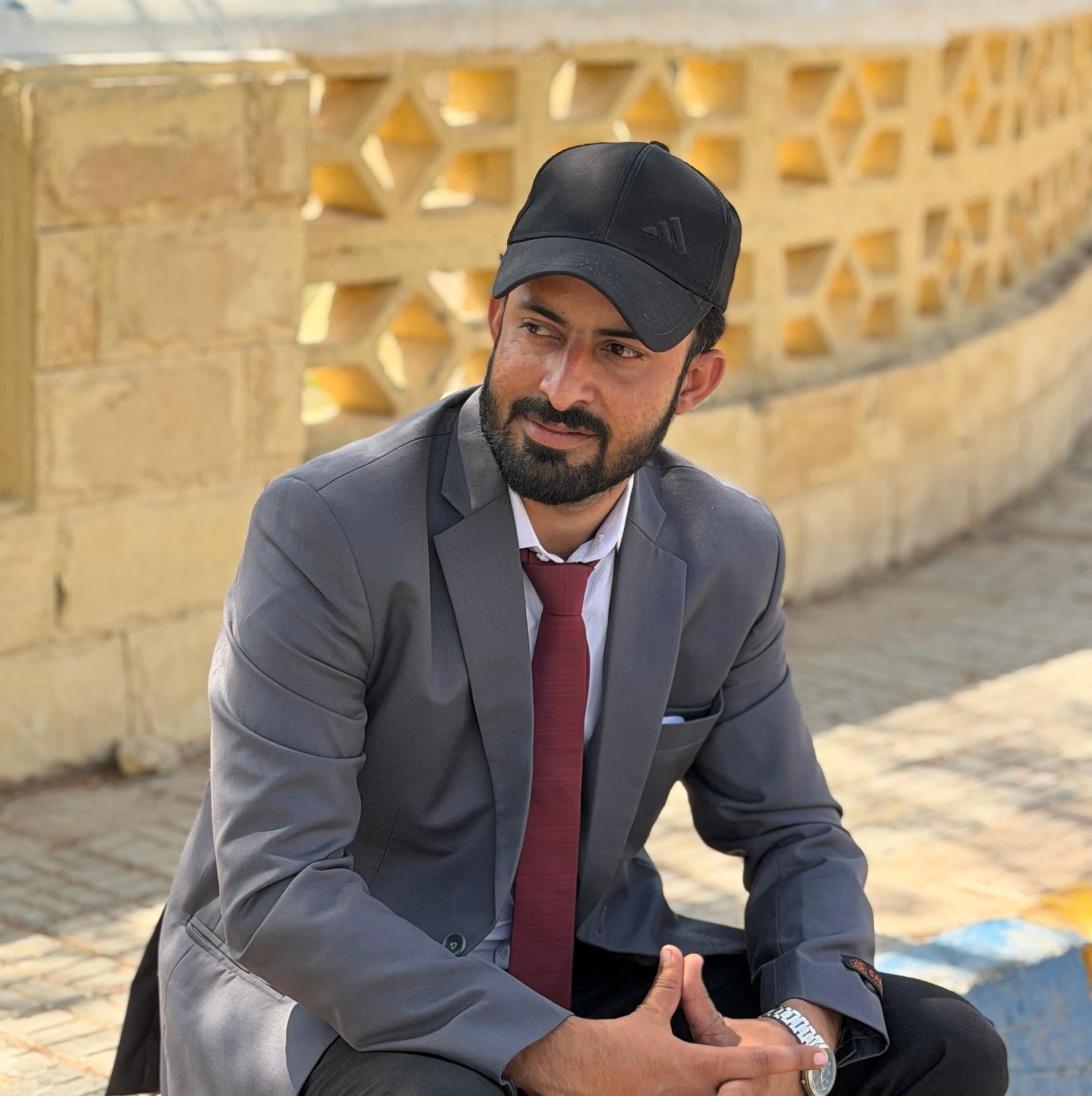 وڏي مھرباني ھمدرد ٽيم جي باني ۽ صدر سيد غضنفر شاھ،جنرل سيڪيٽري ۽ منھنجو ...