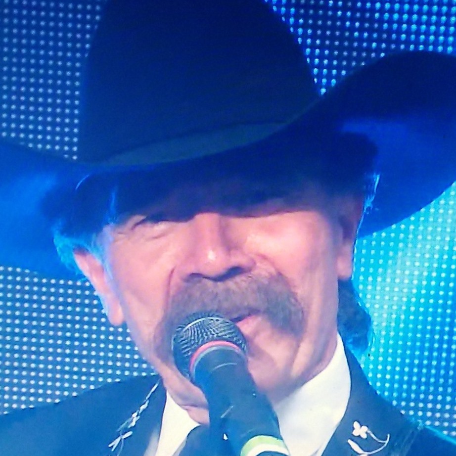 Country Roland Jr