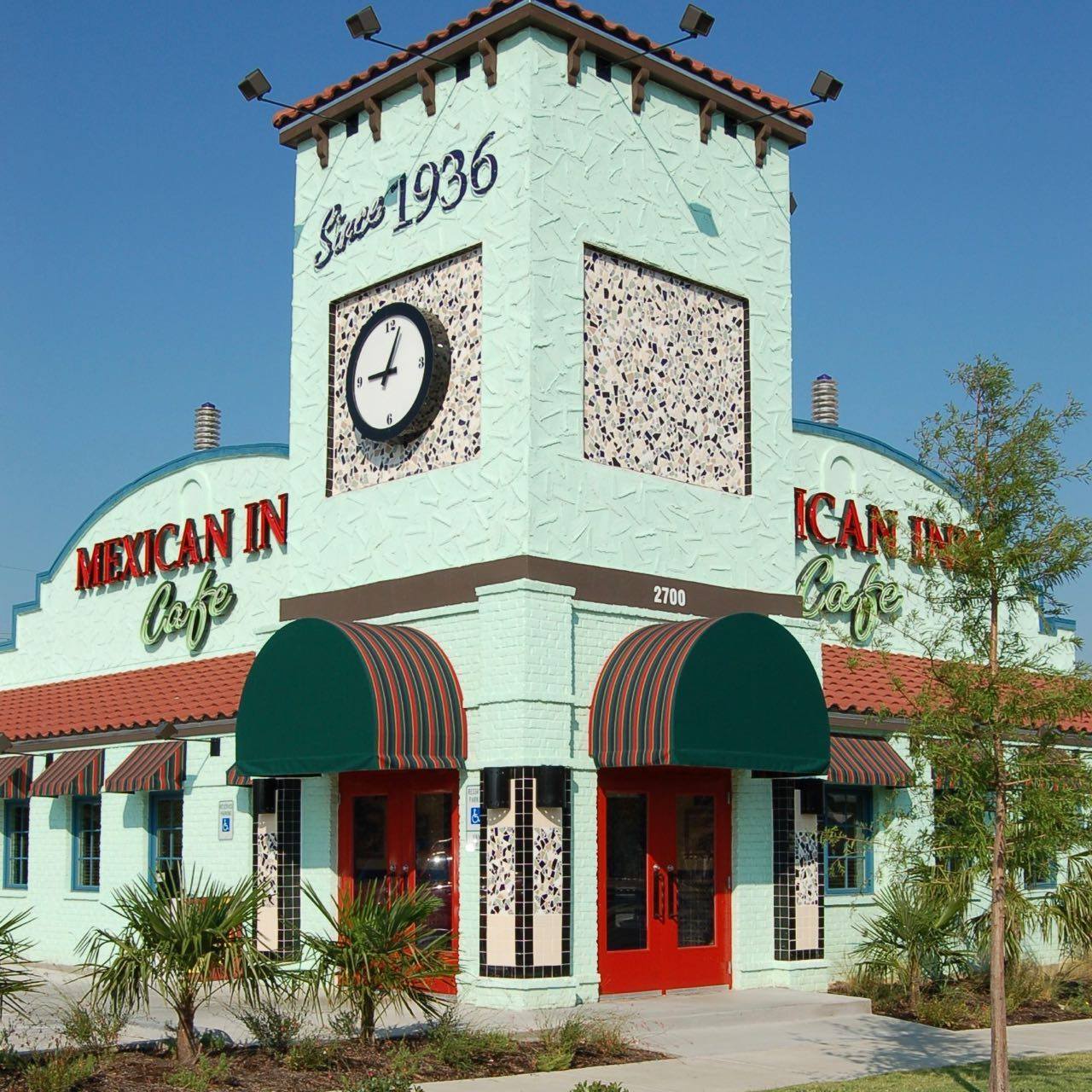 Mexican - 𝗜𝘁’𝘀 𝟵𝟴 𝗱𝗲𝗴𝗿𝗲𝗲𝘀 𝗼𝘂𝘁𝘀𝗶𝗱𝗲, 𝗯𝘂𝘁 𝘄𝗲’𝘃𝗲 𝗴𝗼𝘁 𝟯𝟮 𝗱𝗲𝗴𝗿𝗲𝗲𝘀 𝗼𝗳 𝗽𝘂𝗿𝗲 ...
