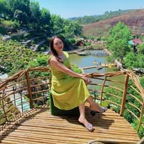 thì đay là cái cách bà Dung cấy trồng rau răm vào chậu nè # ...