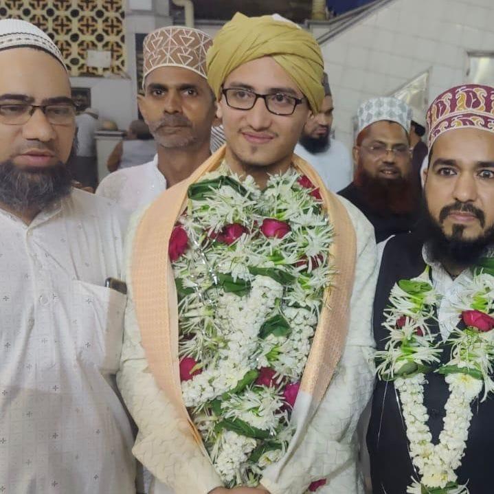 haider-bhai-ne-batai-kam-ke-bare-mein-kuchh-baten-like-follow