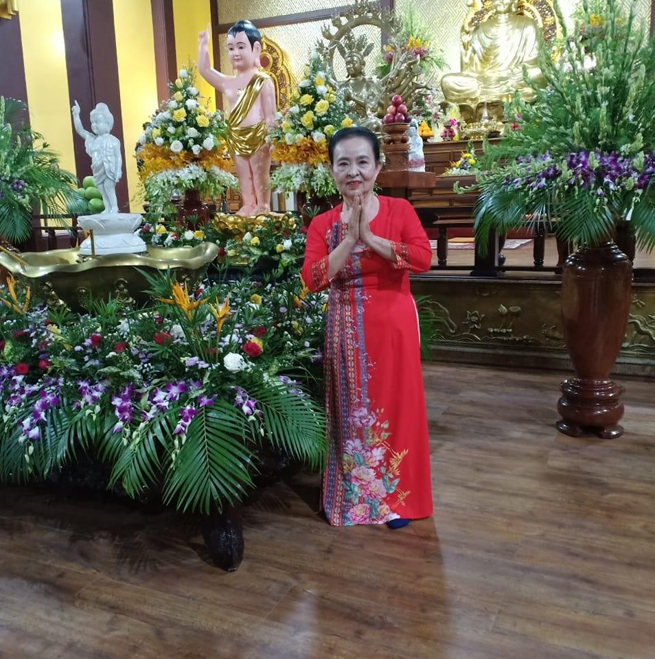 Cả khán phòng như lặng đi khi sân khấu 