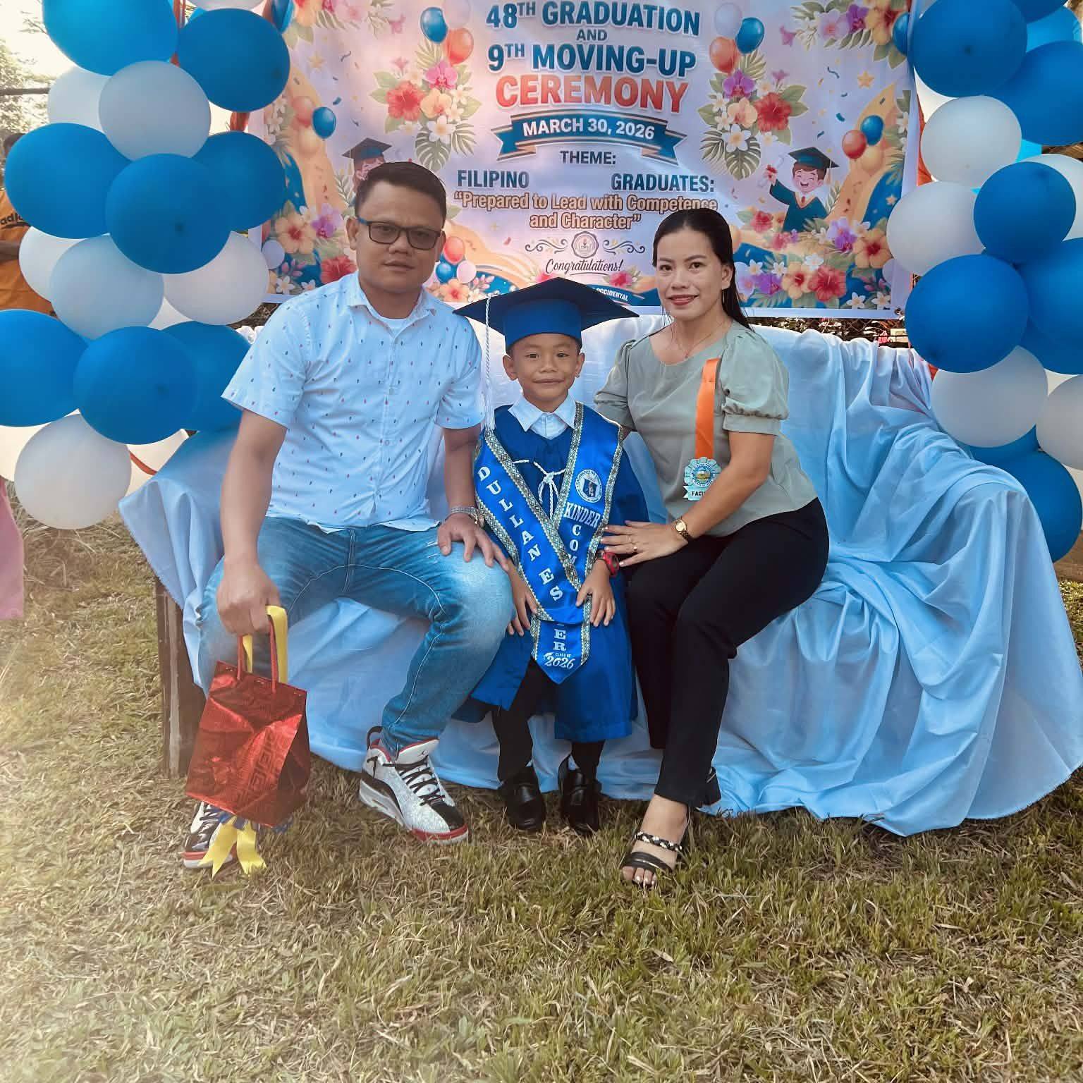 Ka very good sa among 2-year old baby😘 ️ Makadawat gyud ni ug something ...