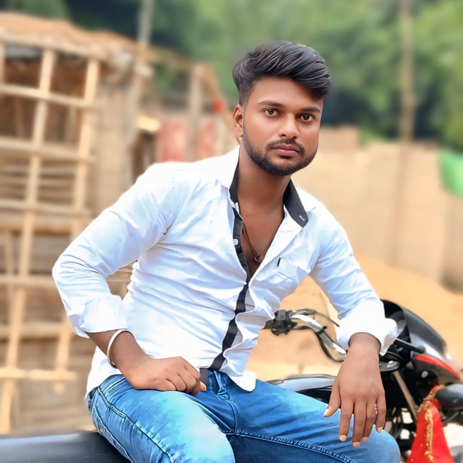 Nbin Raj Navin Raj