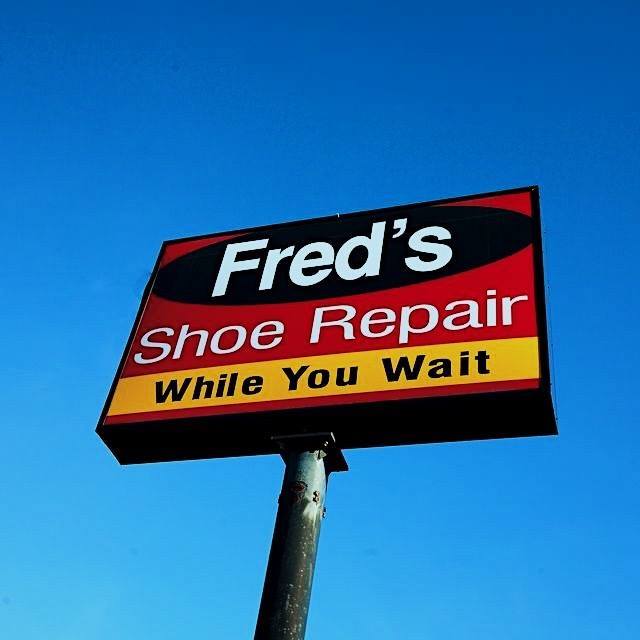Landis Shoe Repair Machine Demonstration