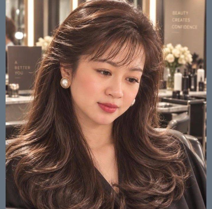 Ang Masungit na Mayaman Main character: * Daniel Reyes * Lia Santos ...
