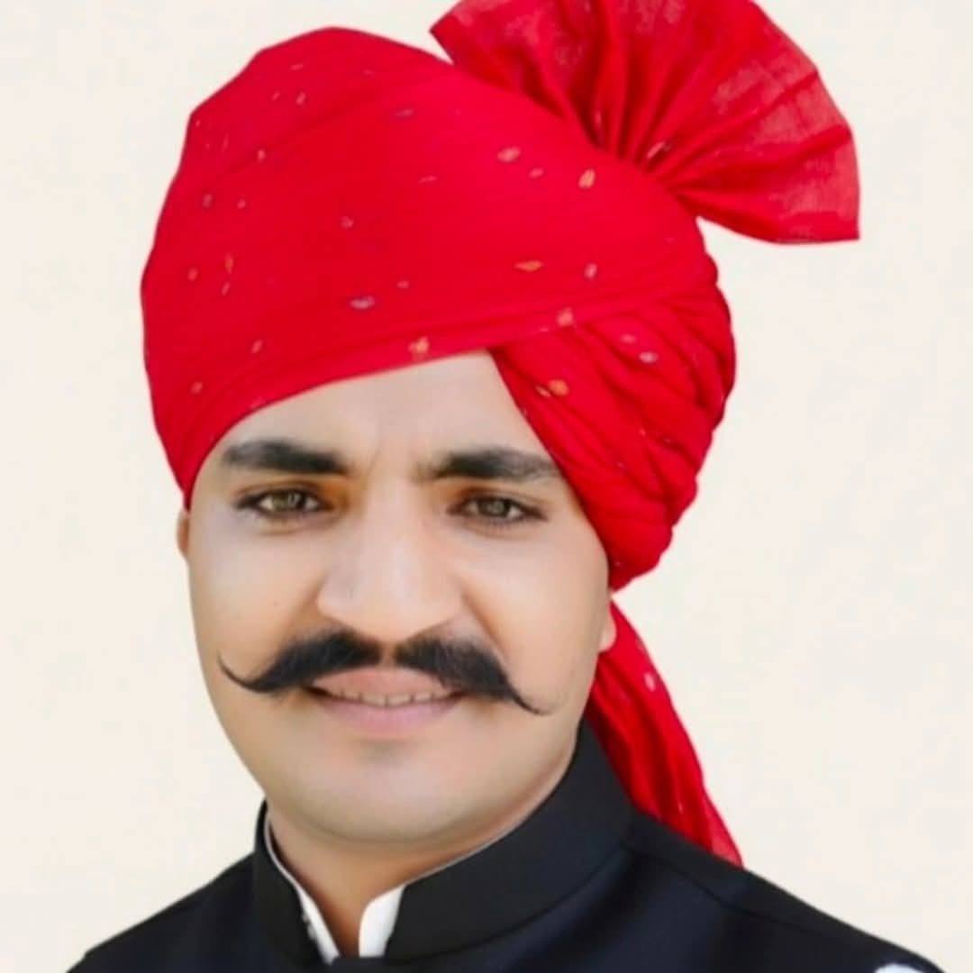 राजीव चौक मेट्रो स्टेशन के गेट नंबर 7 पर ‘वोट चोरी’ के खिलाफ शांतिपूर्ण ...