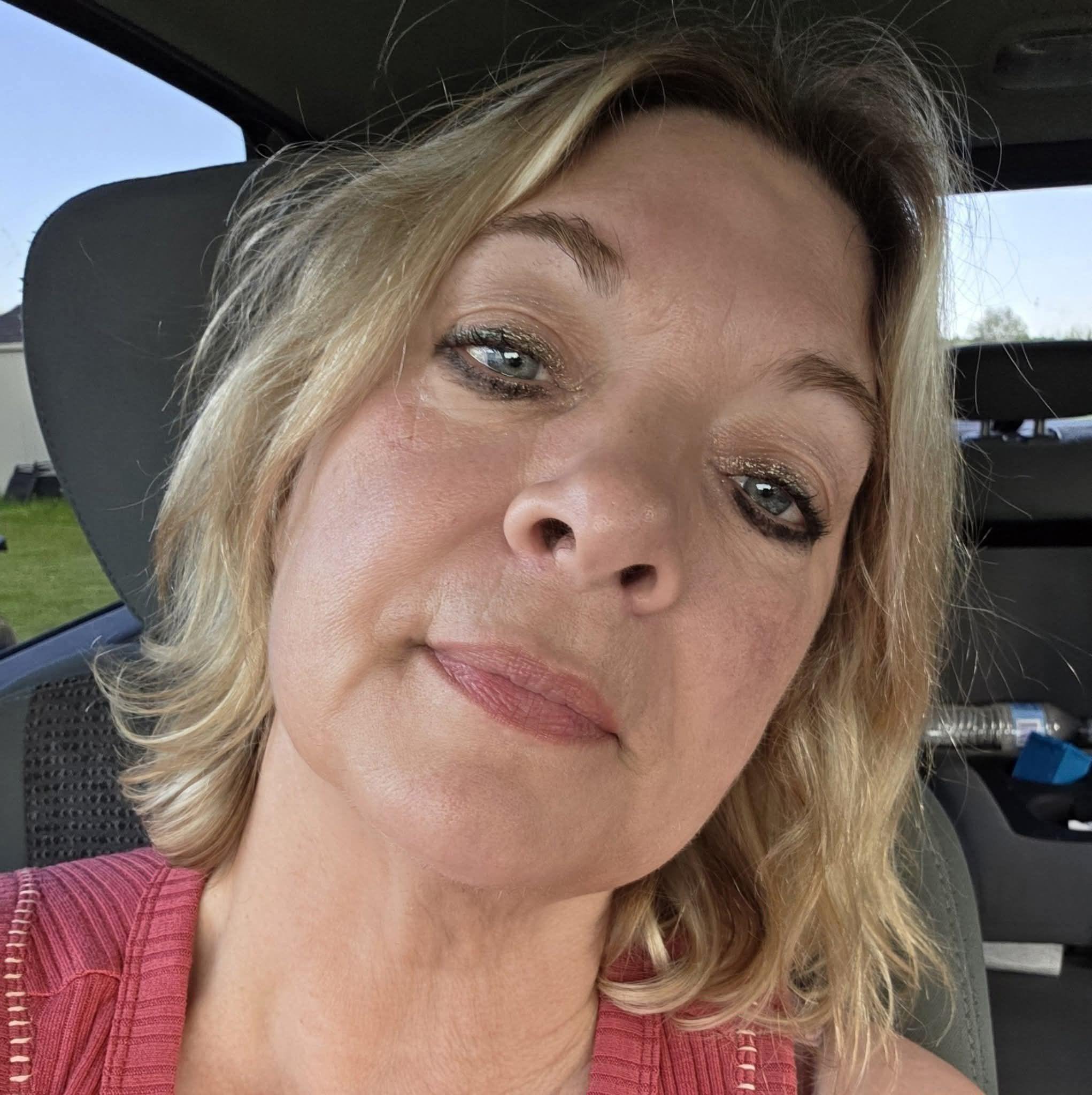 Crystal Taylor (@crystal.taylor.519631) • Facebook, Connect with friends