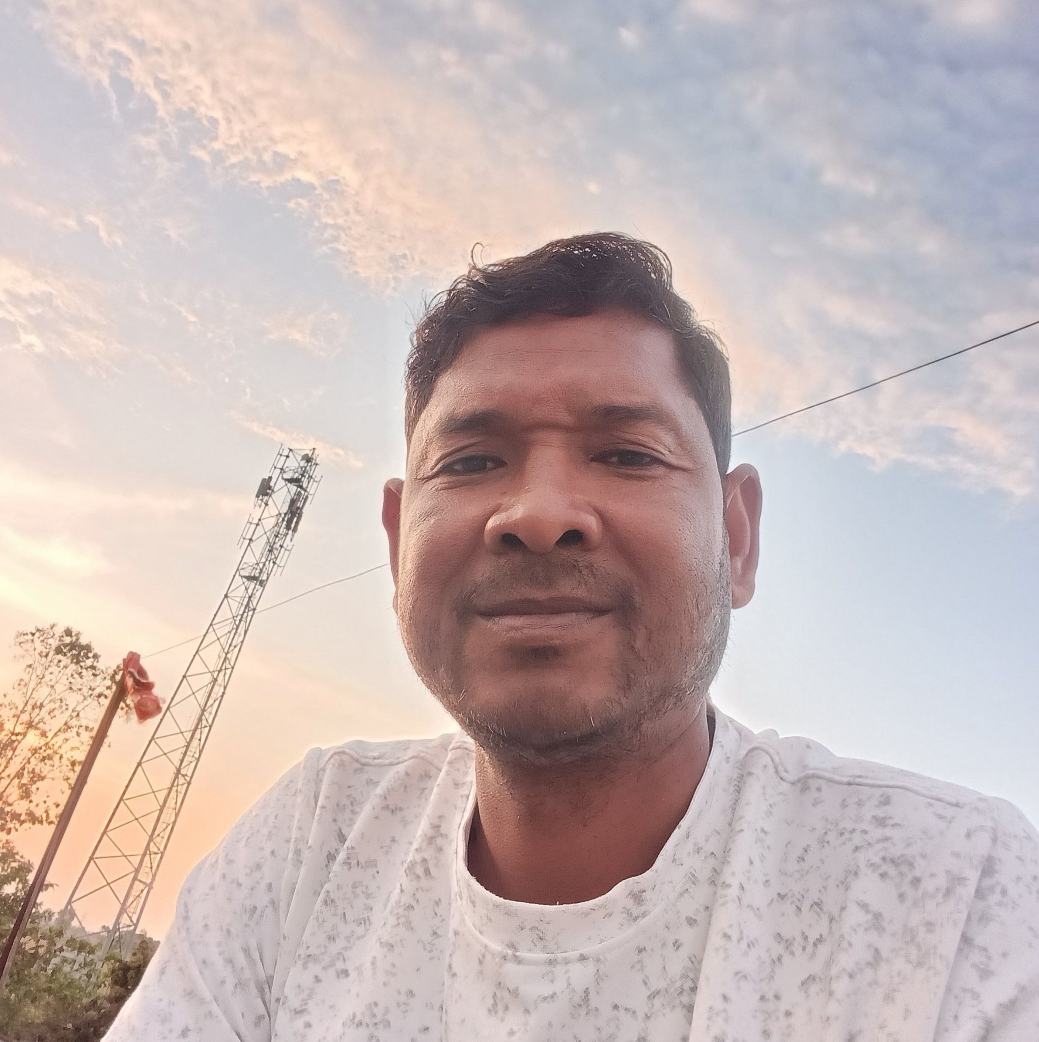 नमस्ते! देश के उन करोड़ों किसान भाइयों... - HR Krishna Tanwar | Facebook