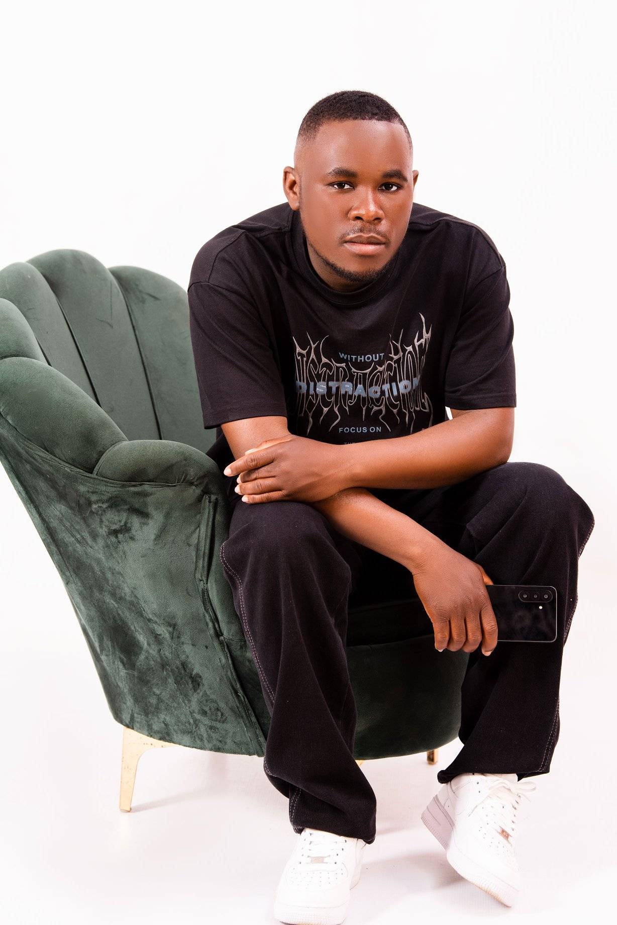 Abale Promo - Woyimba wanu Chaxy Kay Anena kut iye momwe... | Facebook