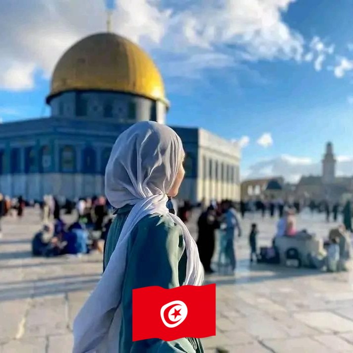 ما - هل تدرون من نحن ؟ نحن جيل المشي إلى المدرسة ذهابا وإيابا طوال أيام ...