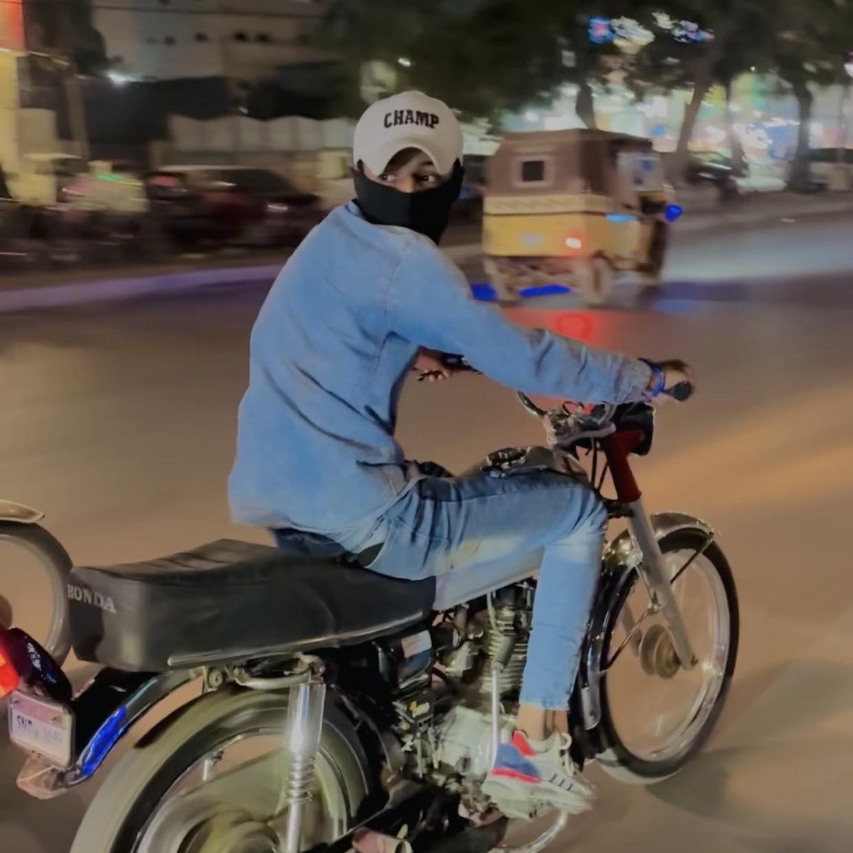 Lhr seen old 💗 | Rizwan Champ To