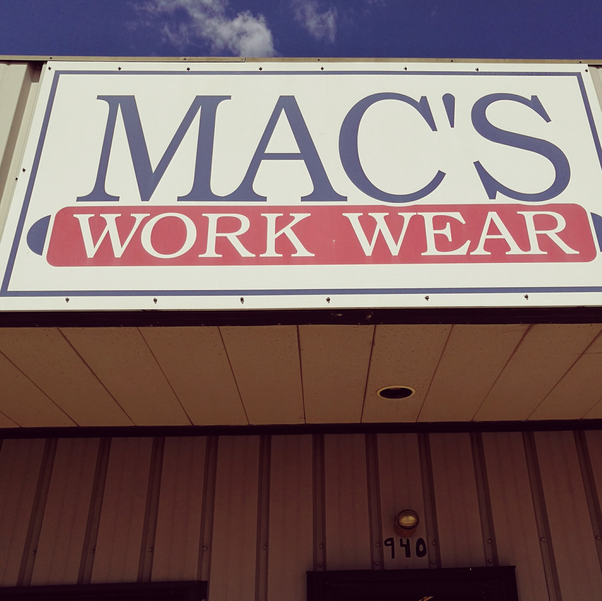 Mac's Work Wear - Mac's Thrifty Store (@MacsWorkWear) • Facebook