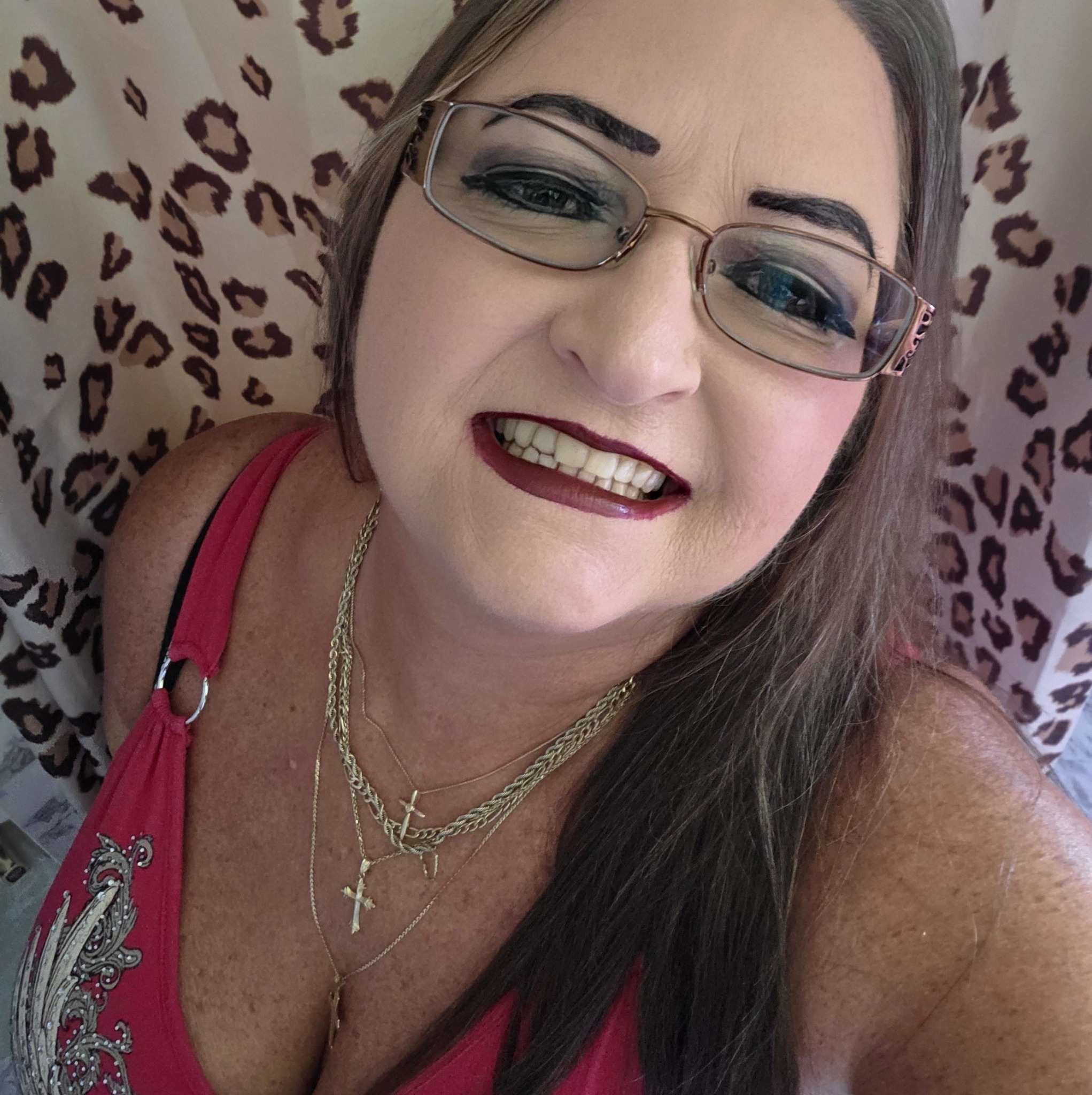 Robin Chaney (@hippierenee) • Facebook, Connect with friends