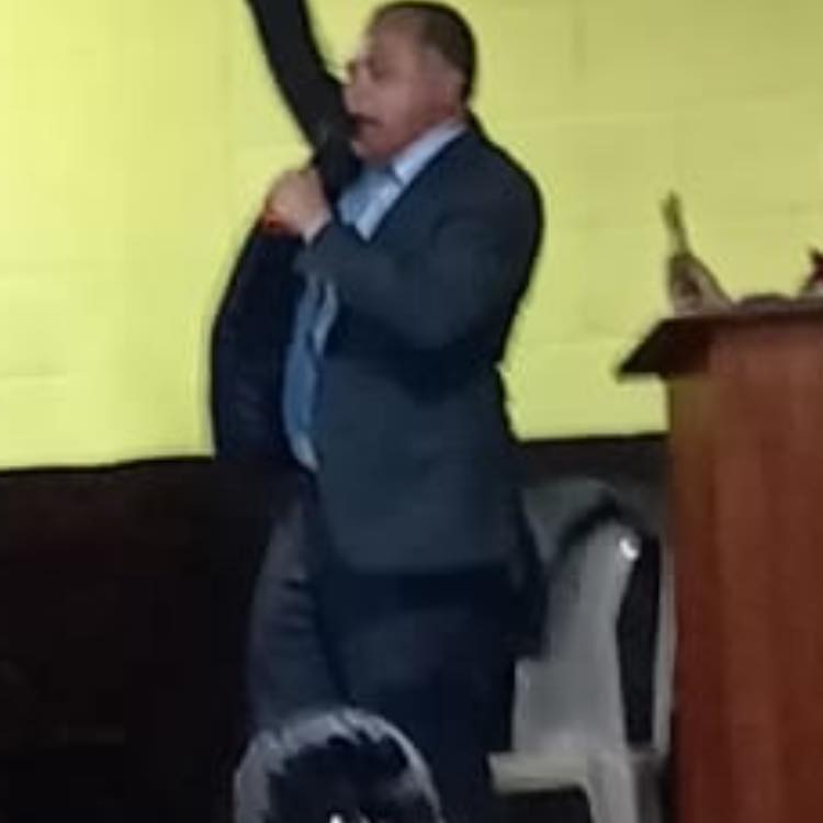 Hector Donis Predicador