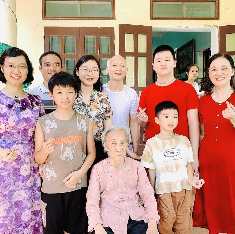 Ôn Thi Vào Lớp 10: Ams, CVA, Chuyên sư phạm, Xuân Đỉnh, NTT, Tây Hồ ...