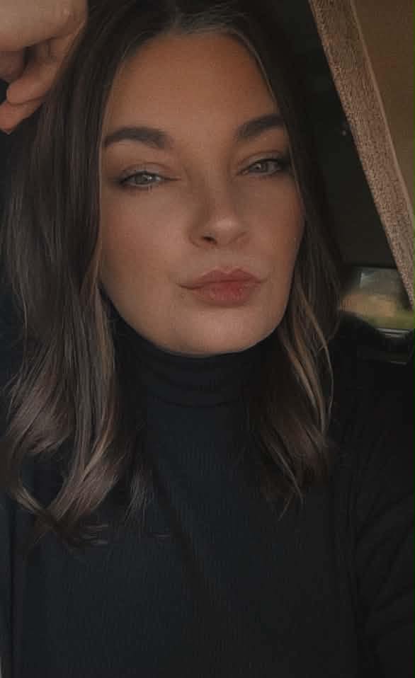 April Hilton (@april.hilton.180) • Facebook, Connect with friends