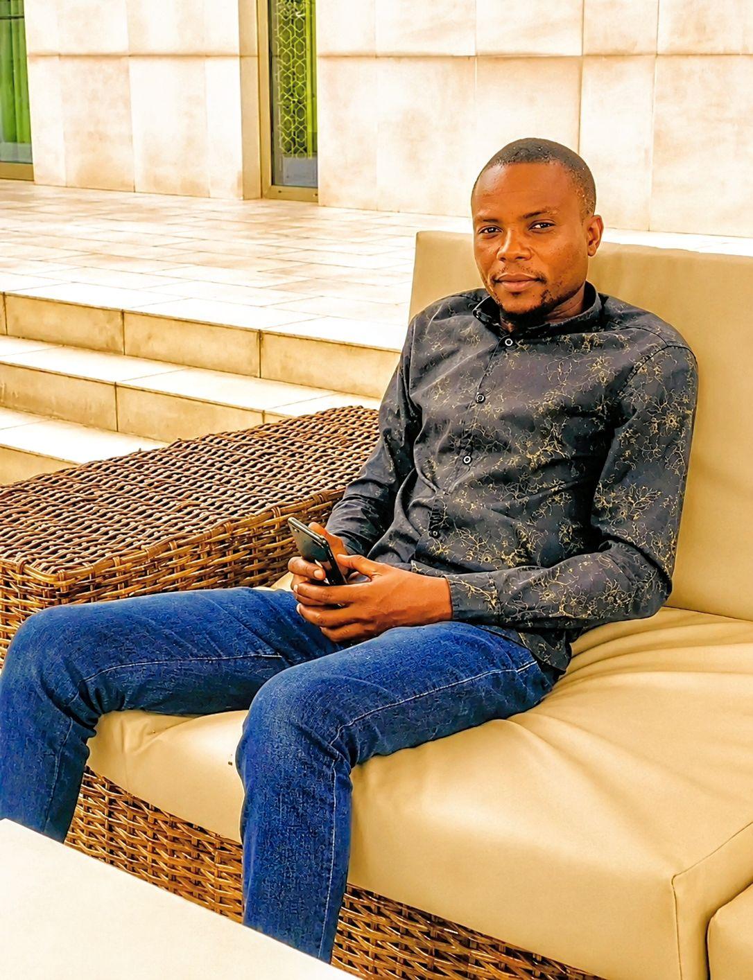 𝗛𝗼𝗺𝗺𝗮𝗴𝗲 à 𝗺𝗮𝗱𝗮𝗺𝗲 𝗥𝗢𝗦𝗔𝗟𝗜𝗘 𝗞𝗔𝗠𝗔... - Mwene Okoussou M'okoué | Facebook