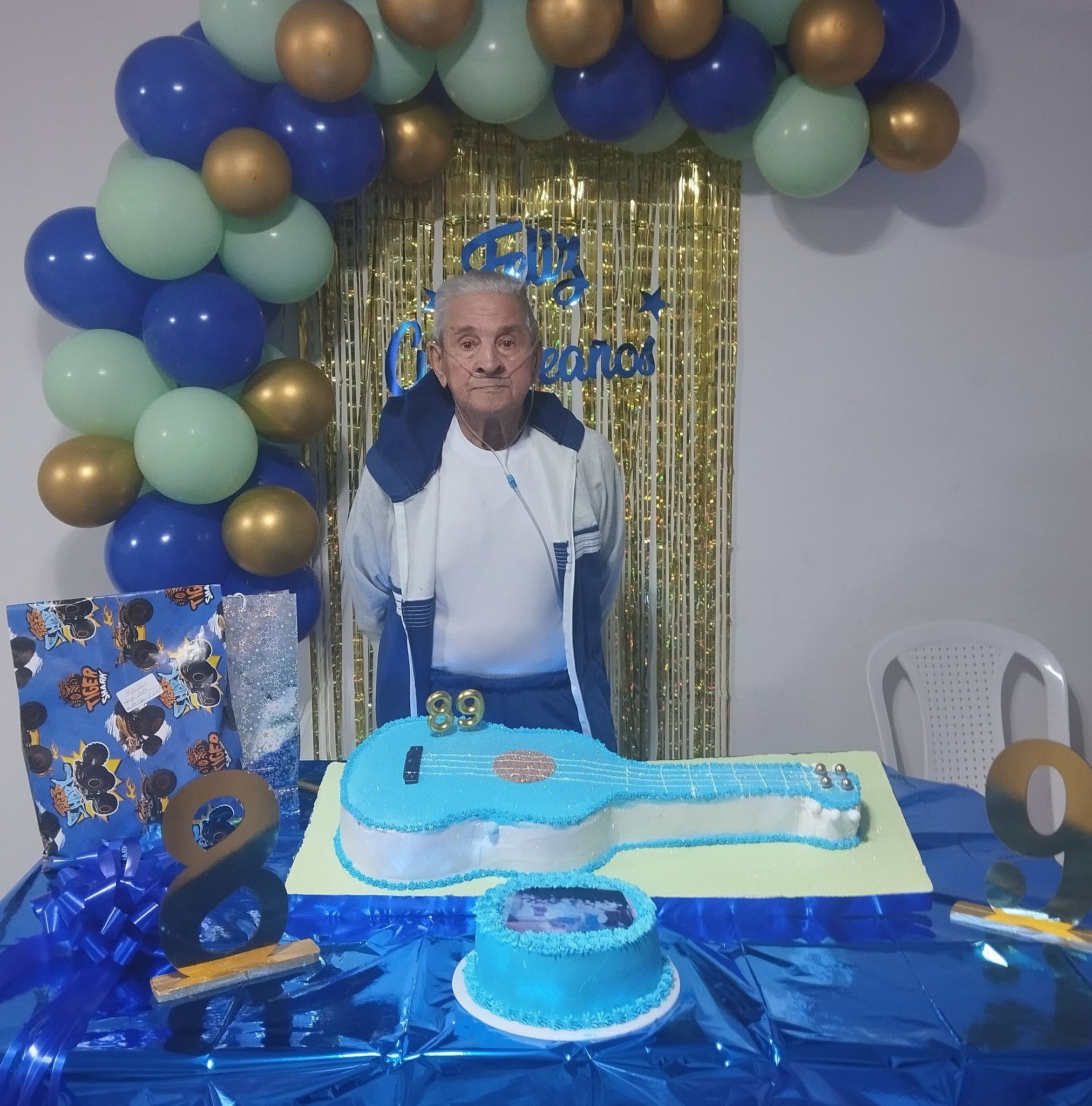 Feliz día bendiciones | Edas Noa Albarado