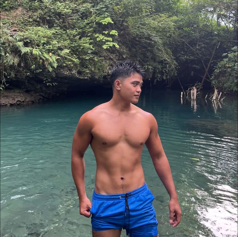 Sisay daw naggibo script kaini🫣😄 mas magayon pa man syempre ang pa ...