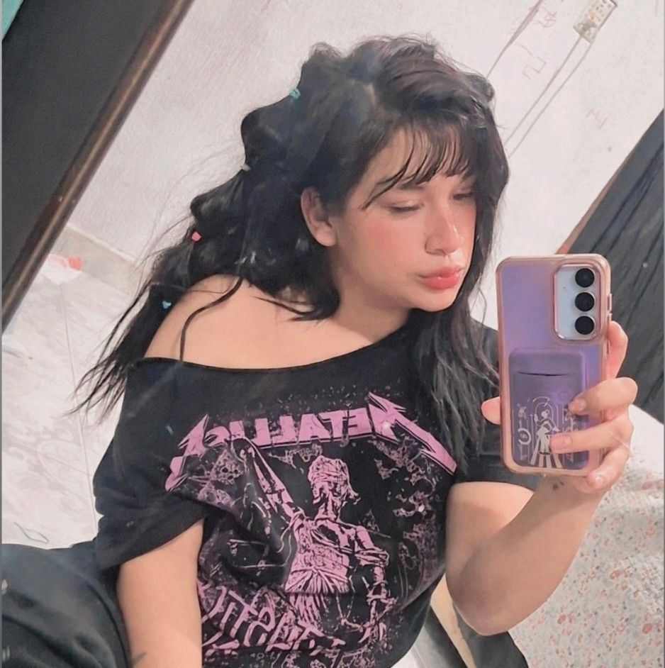 Emily De La Rosa