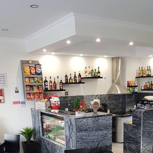Café - Bar Weekend
