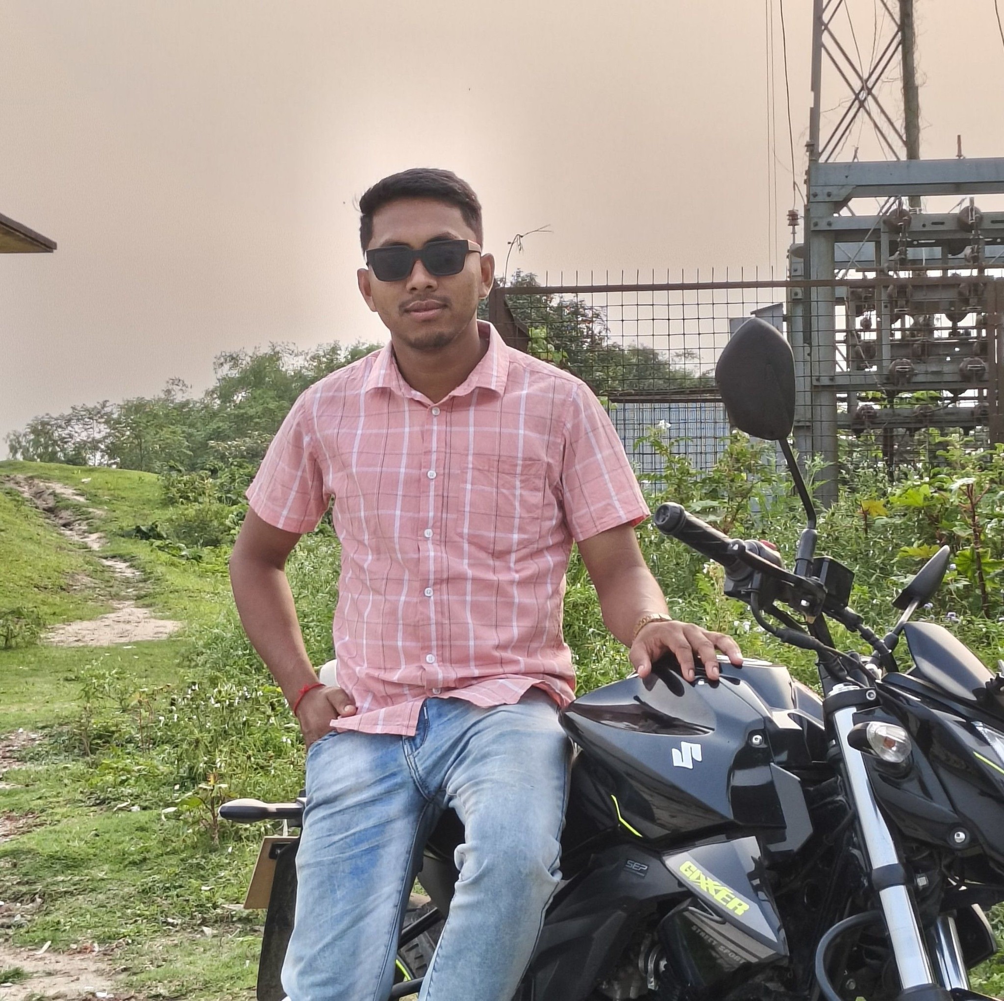 Dolon Roy