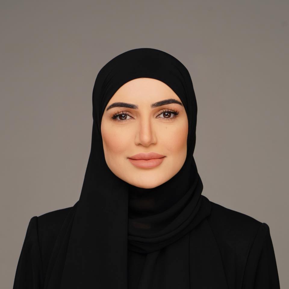 الإعلامية أسماء الحمادي Facebook