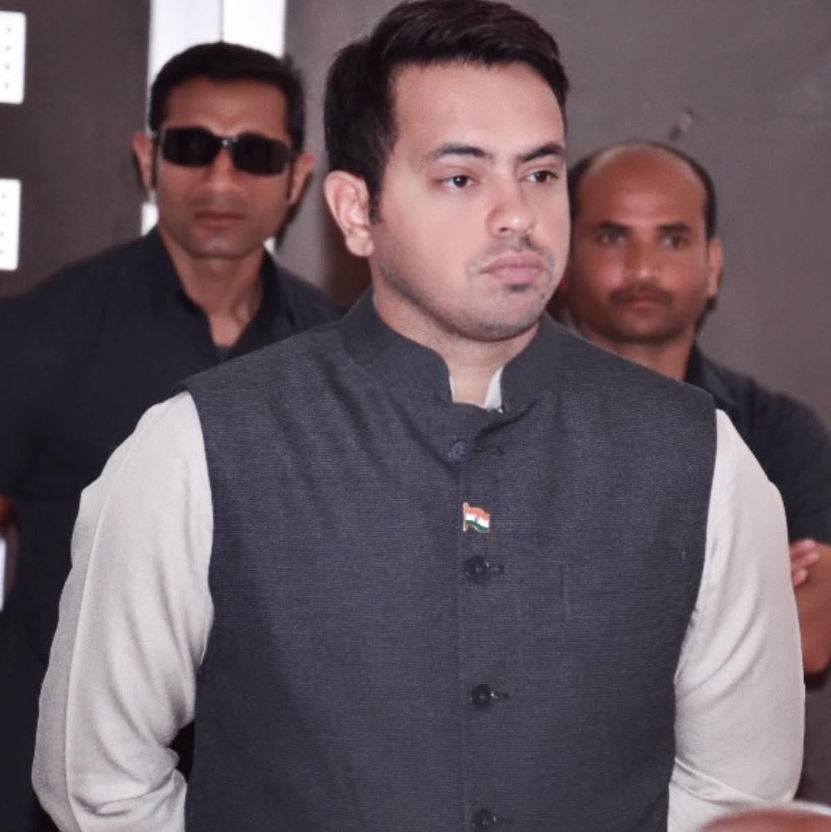 Irshad R Mandelia