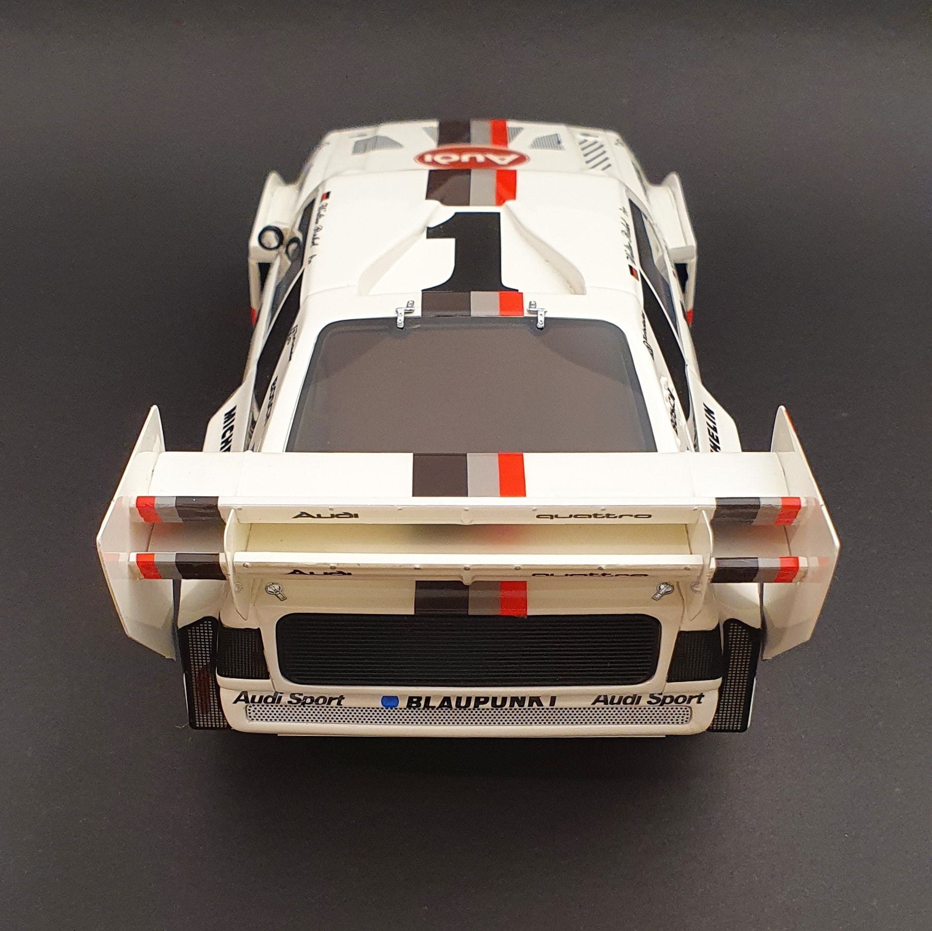Audi S4 B7 Looksmart 1/43