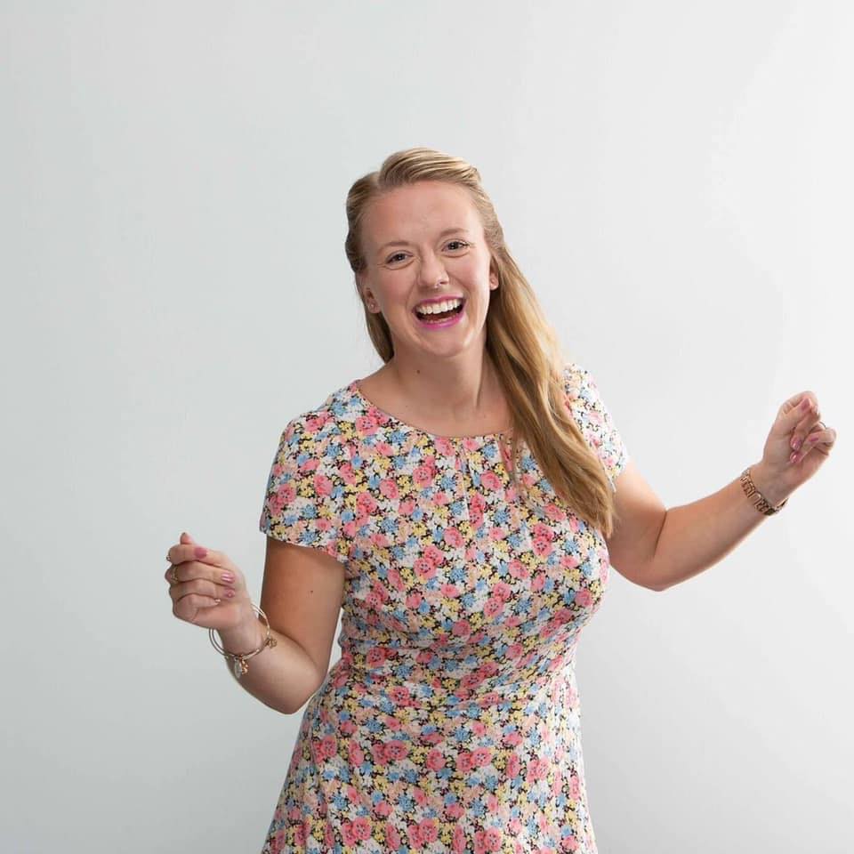 Emma kok | Emma's look at those who create fake accounts in her name ...
