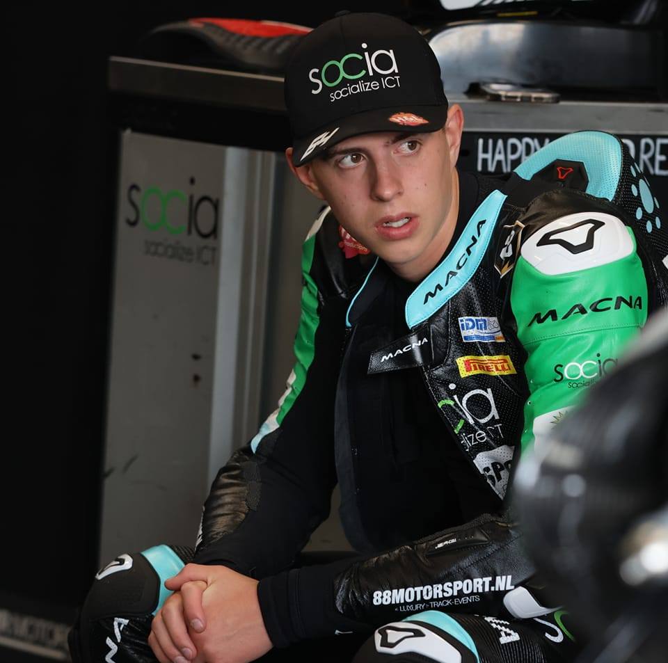 Colin Velthuizen #64 (@mchrtjunior) • Facebook