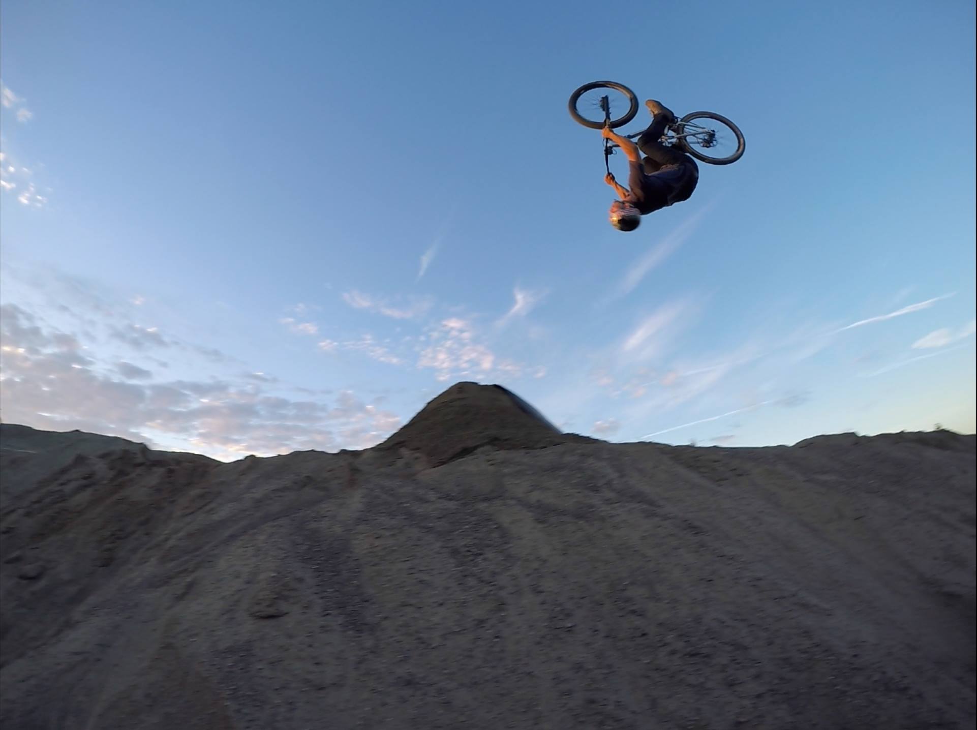 Back to the ol backyard lap 😎.... - Darren Berrecloth | Facebook