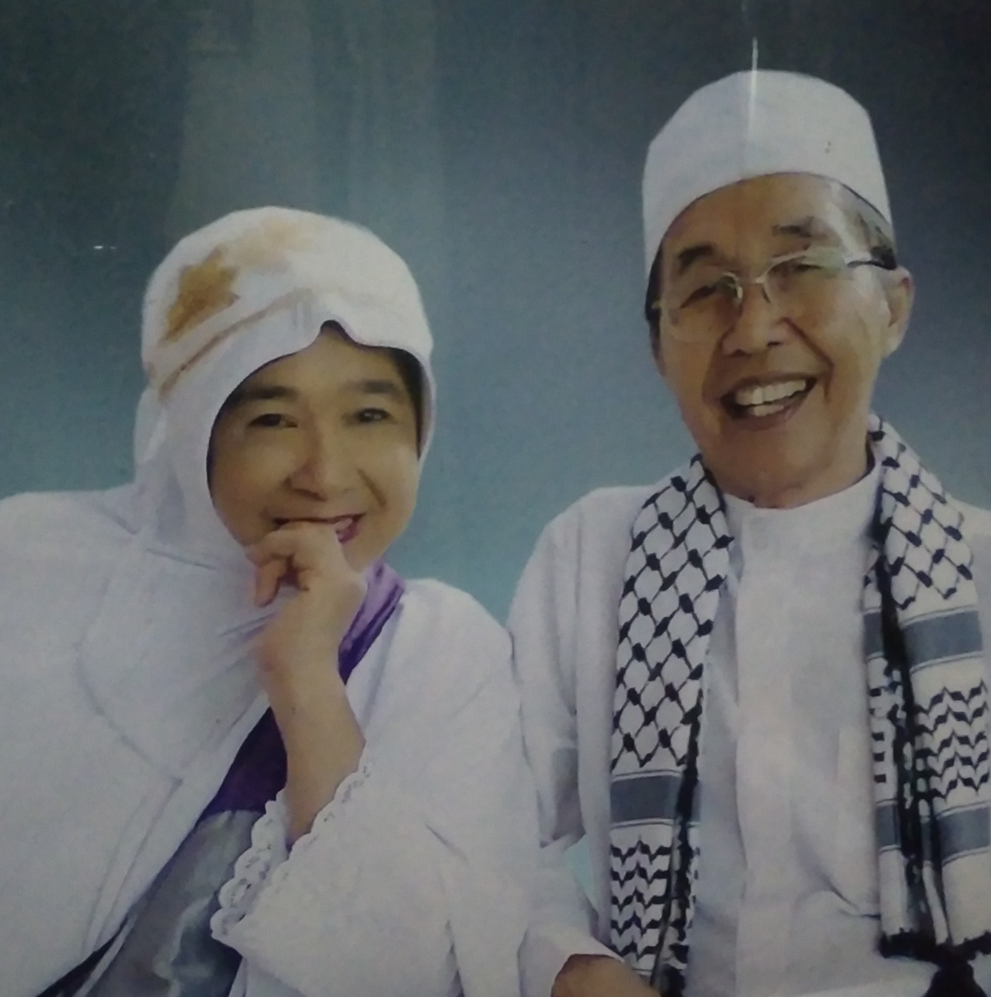Siap yg tidak sejalan menentang presiden di bilang londo ireng ...