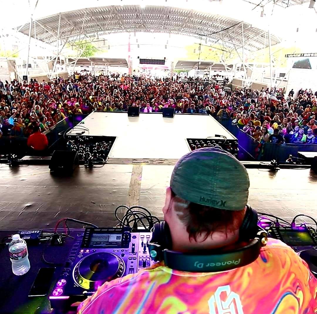 DJ ROZZ