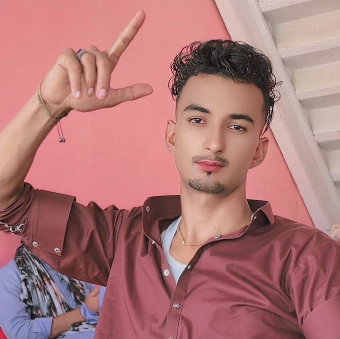 Raees Khan