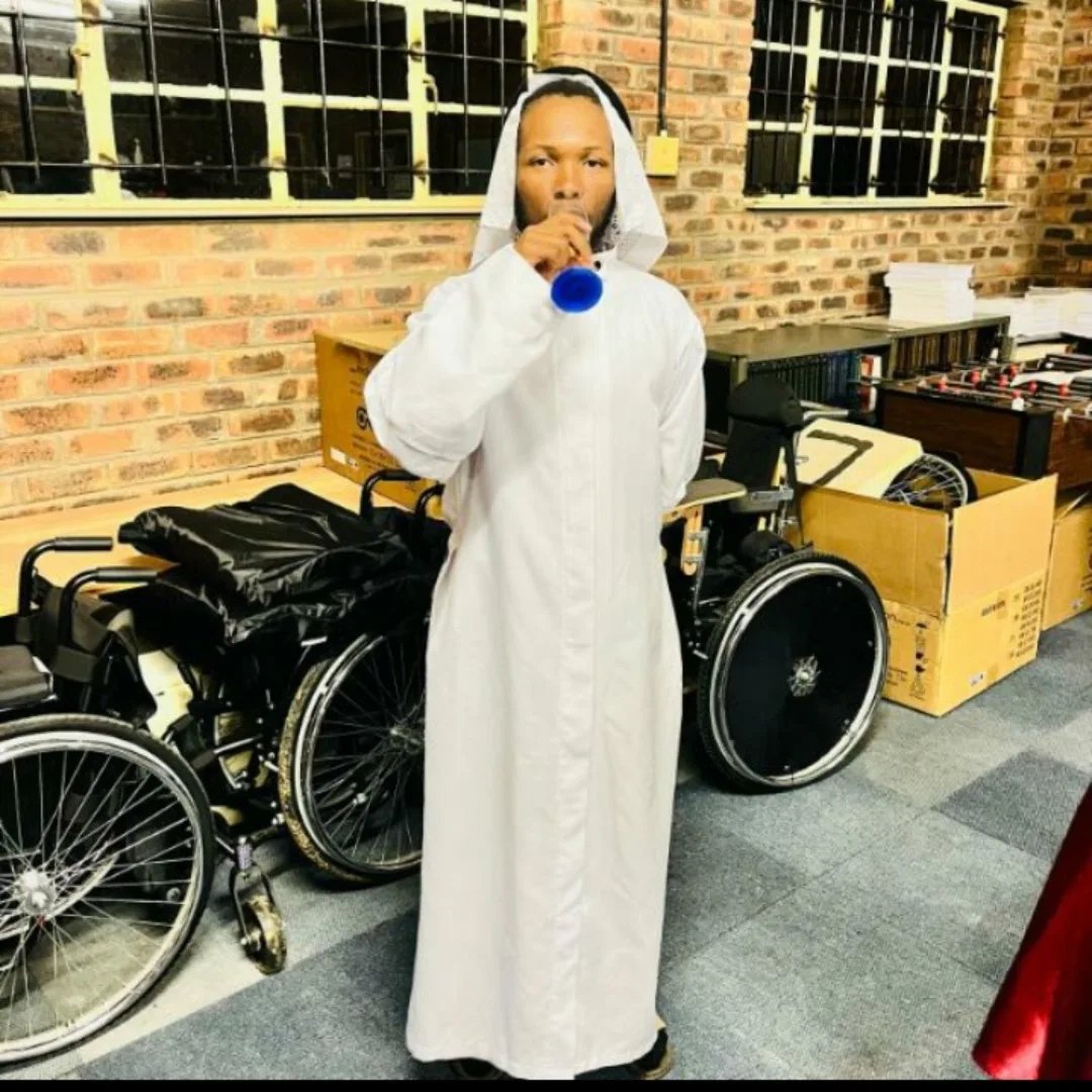 Weather messed us up but Selimo Thabane and Banna bana gave an accapela ...